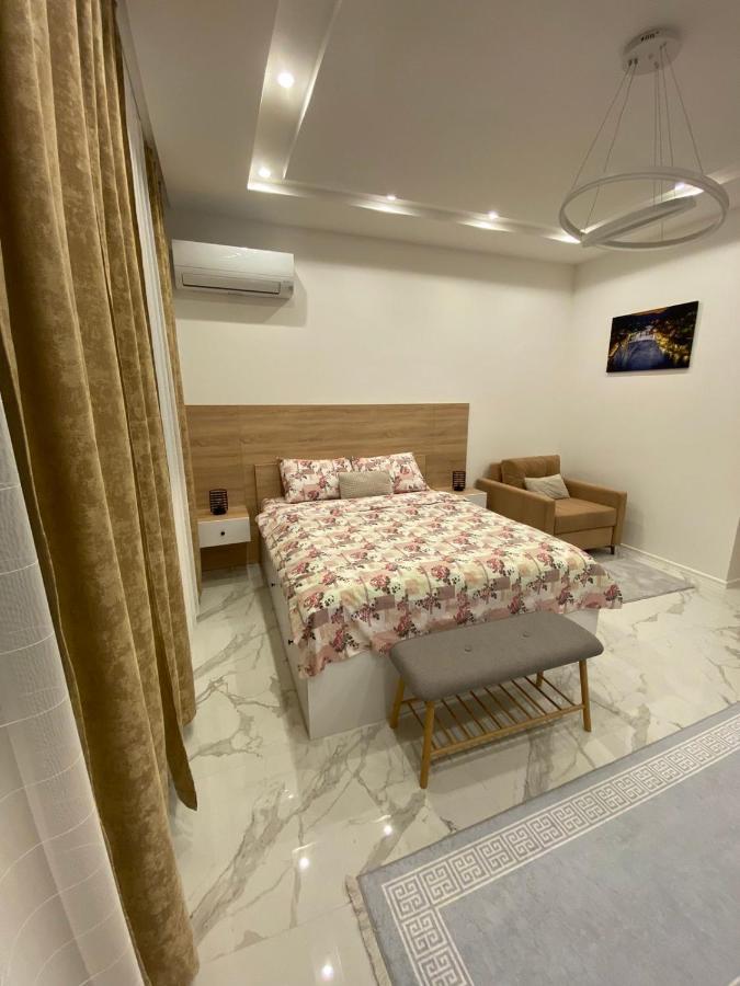 Apartman Cristal Lux 트레빈예 외부 사진